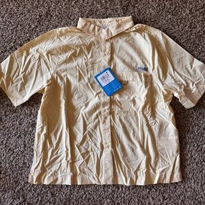 NWT Columbia Women's PFG Wild Cast™ Short Sleeve Shirt, Medium, Lemon